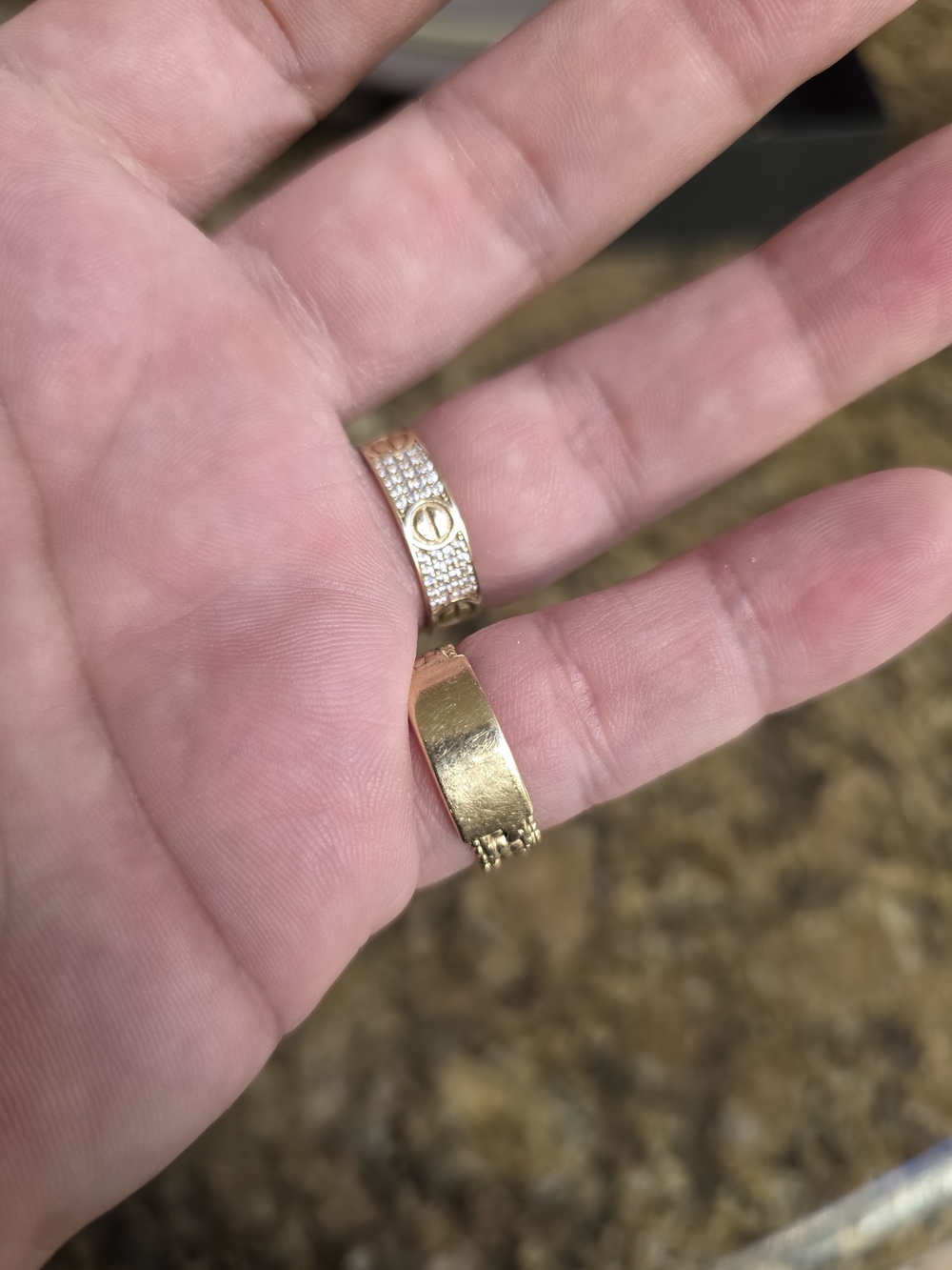 14k Solid Gold Beaded Edge Band Ring - Picture 7 of 13